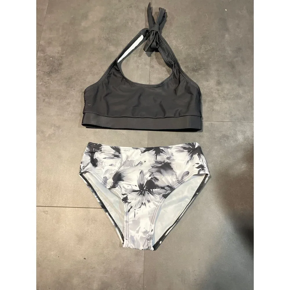 Stylish Floral Print Bikini Set - Black‎ & White Two-Piece Swimsuit A-201
